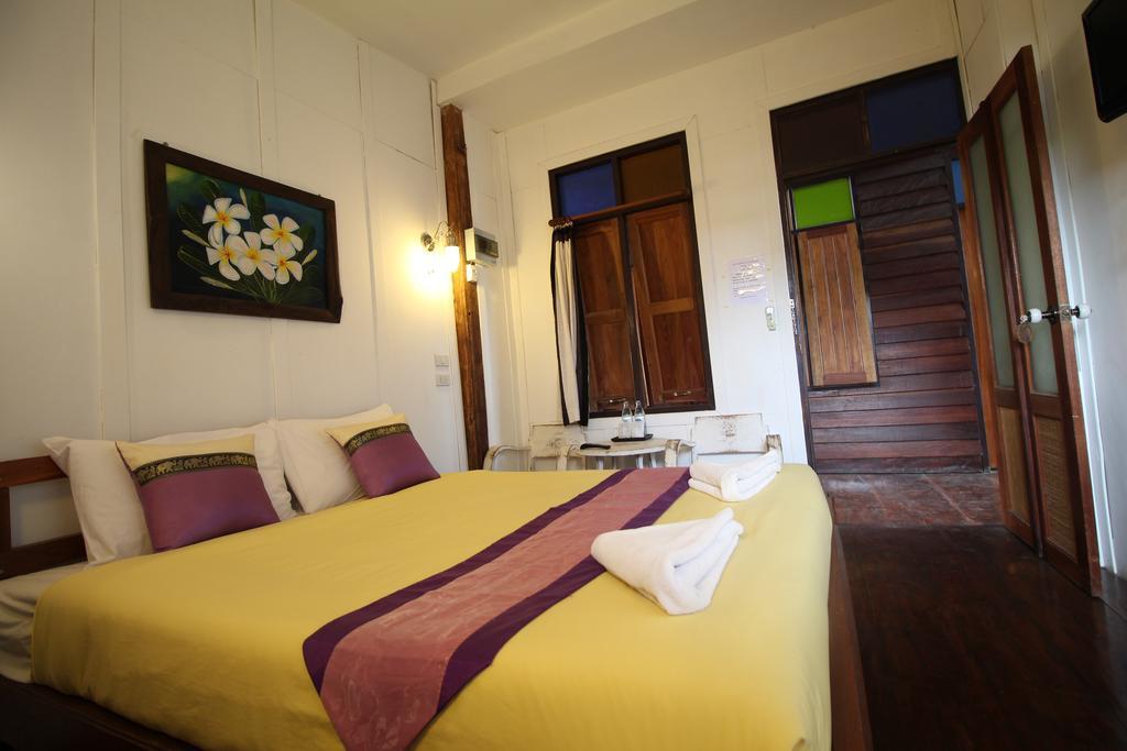 Paifah Boutique House Hotel Екстериор снимка