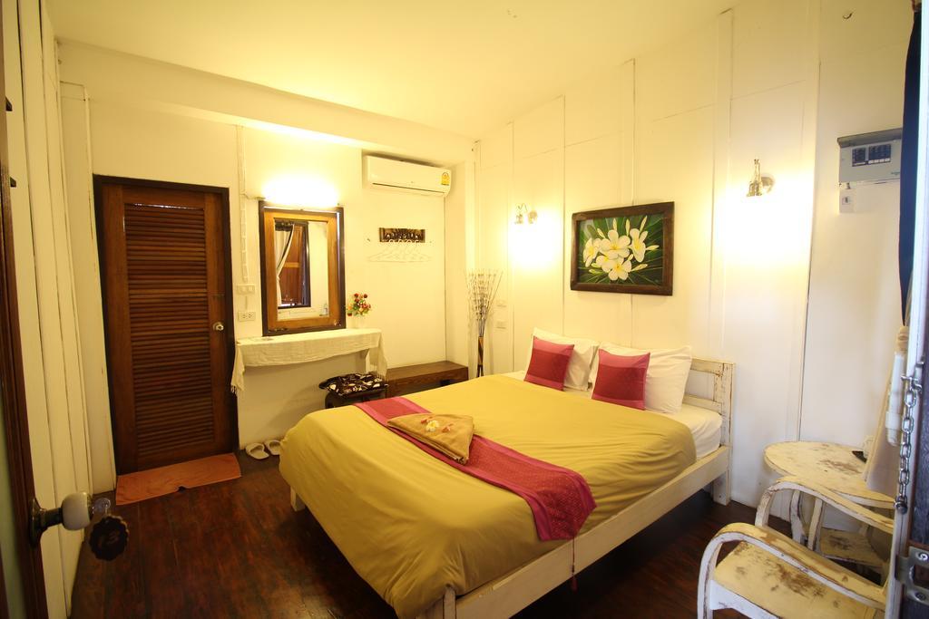 Paifah Boutique House Hotel Екстериор снимка