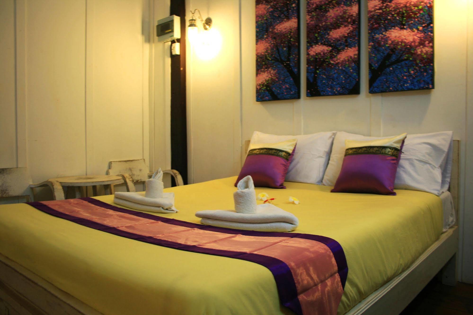 Paifah Boutique House Hotel Екстериор снимка