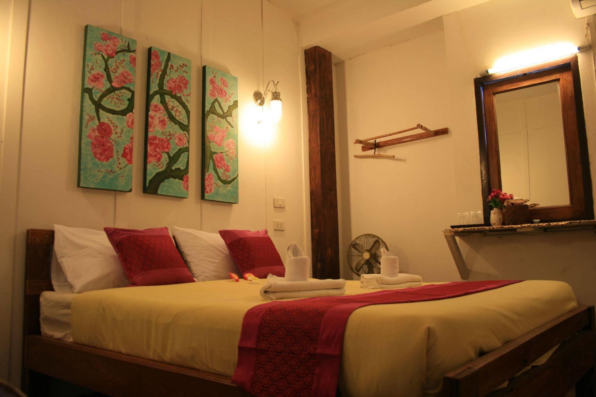 Paifah Boutique House Hotel Екстериор снимка