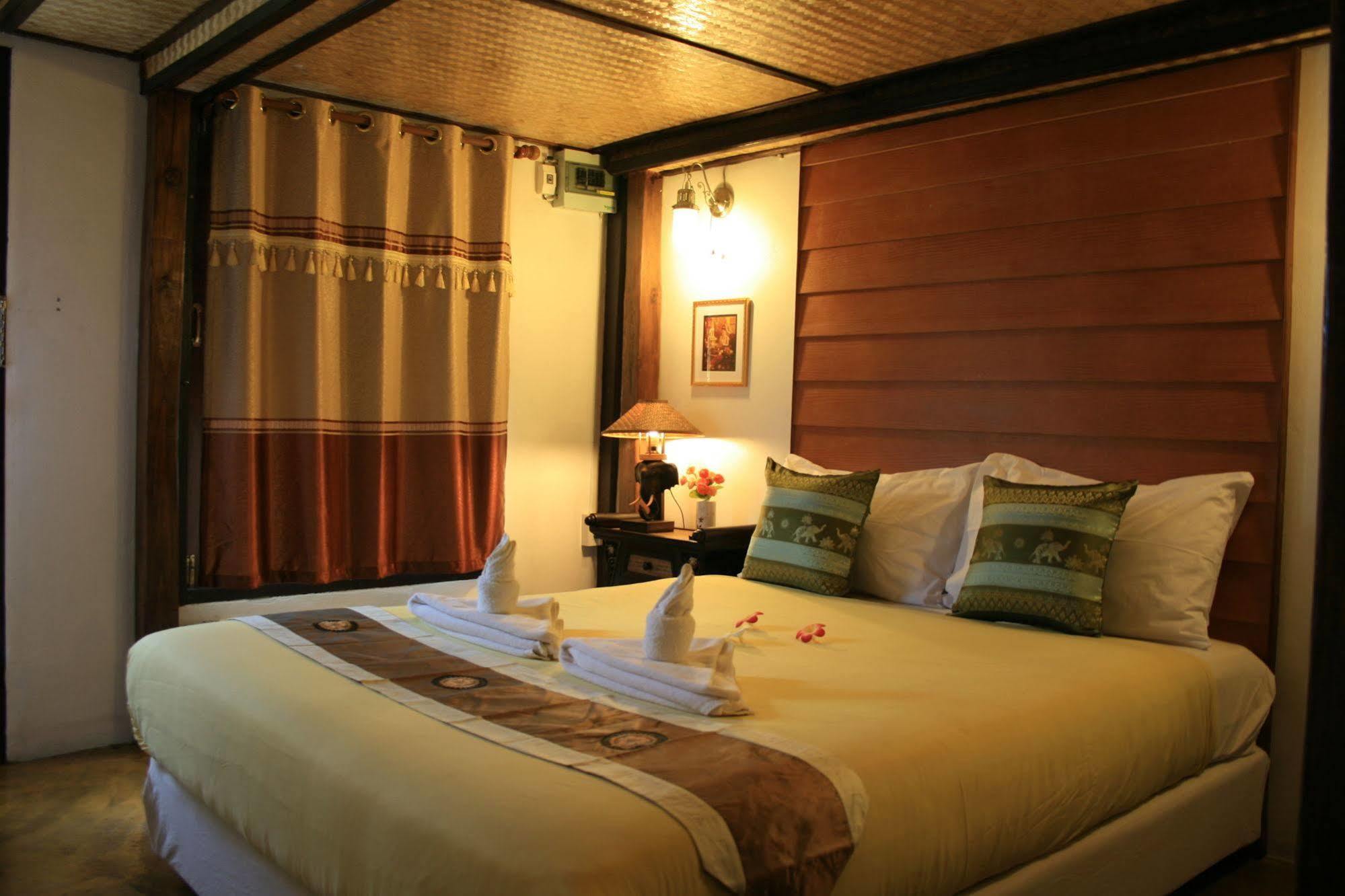 Paifah Boutique House Hotel Екстериор снимка