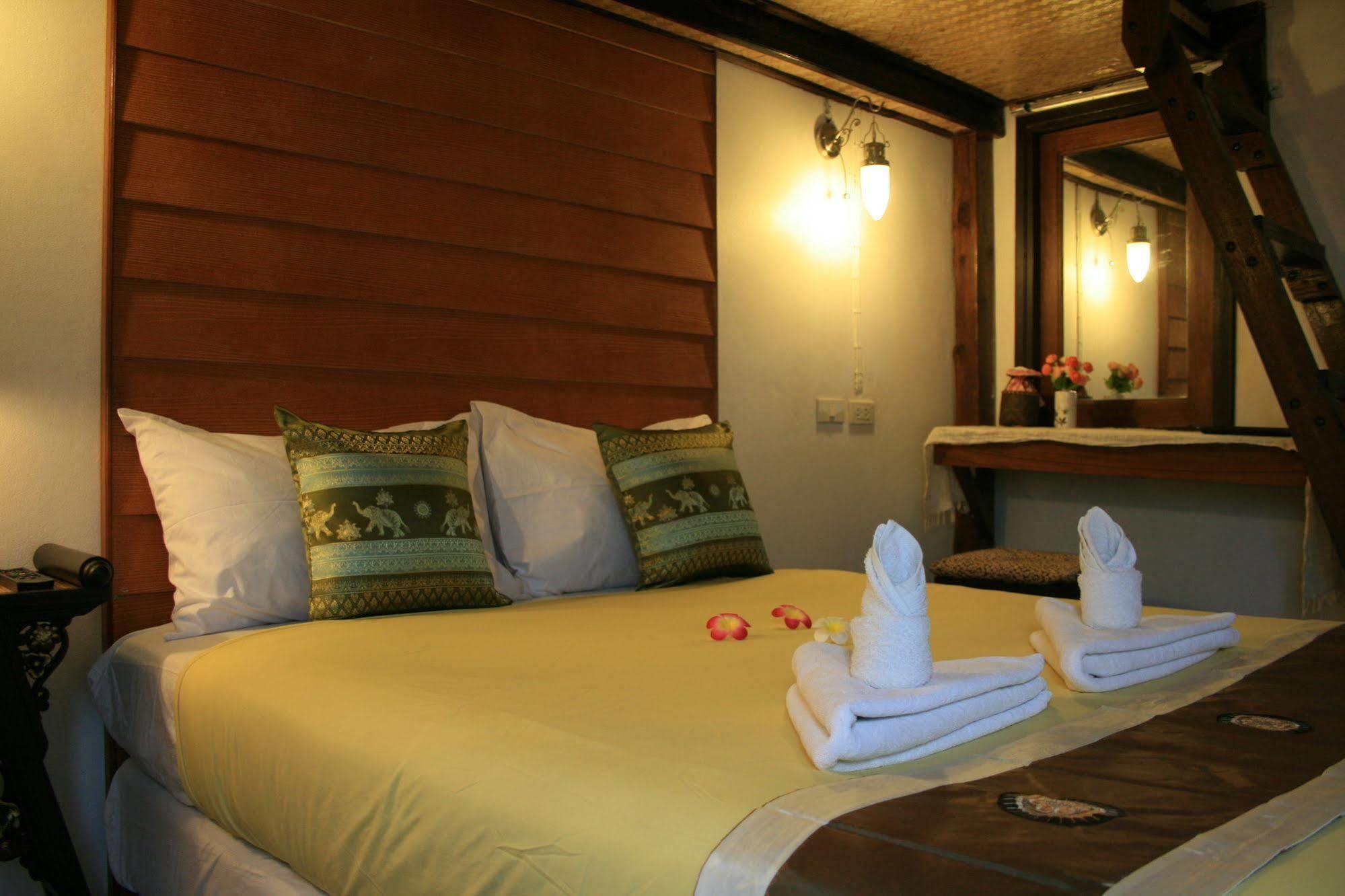 Paifah Boutique House Hotel Екстериор снимка